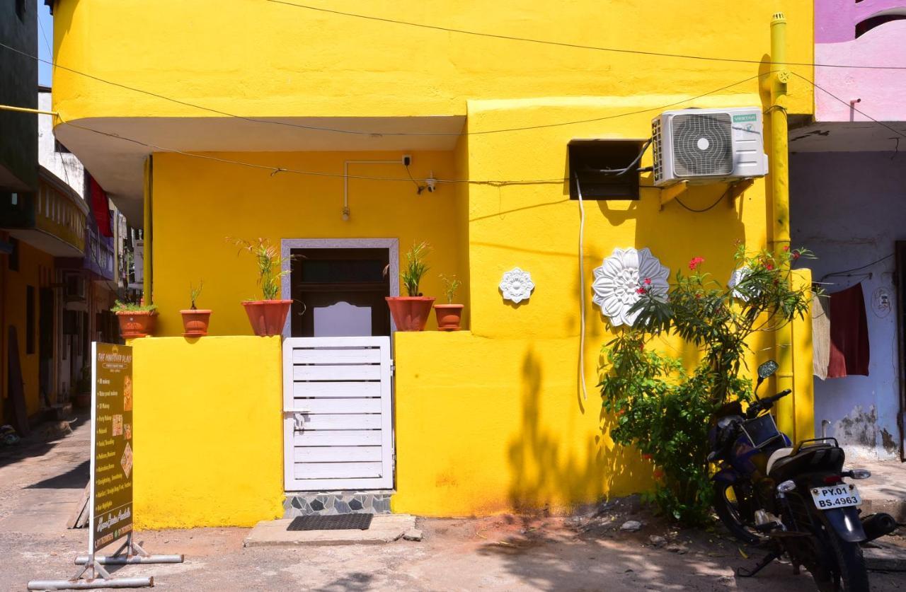 Villa Betty Beach Front Puduccseri Kültér fotó